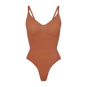 NWT SKIMS Seamless Sculpt Thong Bodysuit - Bronze Size Medium *SOLD OUT ONLINE*
